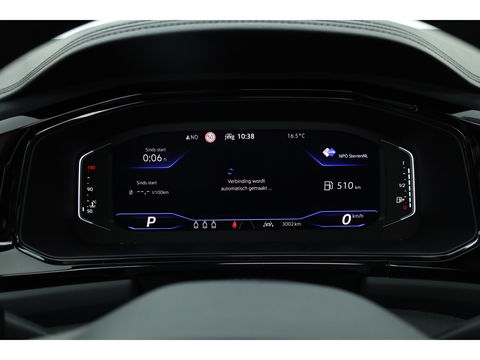 Volkswagen T-Roc 1.5 TSI R-Line Black Style | Pano | Afn. Trekhaak | IQ. Light | 19'' | Camera | Keyless | Adapt. Cruise