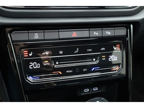 Volkswagen T-Roc 1.5 TSI R-Line Black Style | Pano | Afn. Trekhaak | IQ. Light | 19'' | Camera | Keyless | Adapt. Cruise