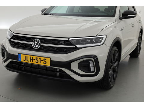 Volkswagen T-Roc 1.5 TSI R-Line Black Style | Pano | Afn. Trekhaak | IQ. Light | 19'' | Camera | Keyless | Adapt. Cruise