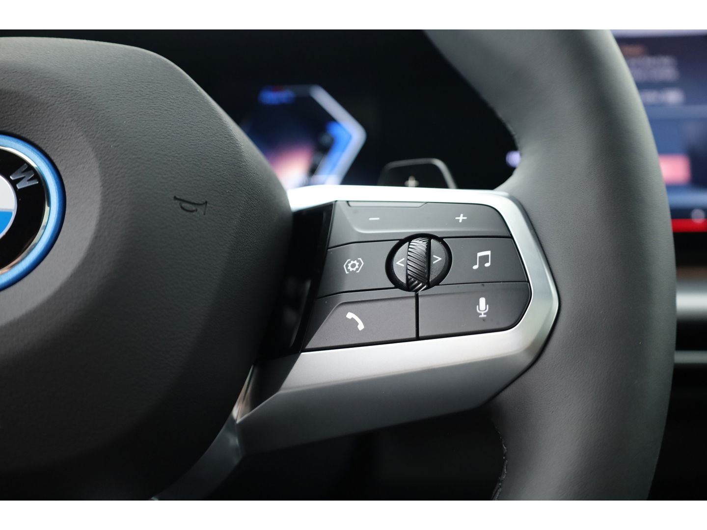 BMW X1 xDrive30e M Sport | Pano | HUD | 360cam | H&K | Elek. Stoelen | Adapt. Cruise | 20''