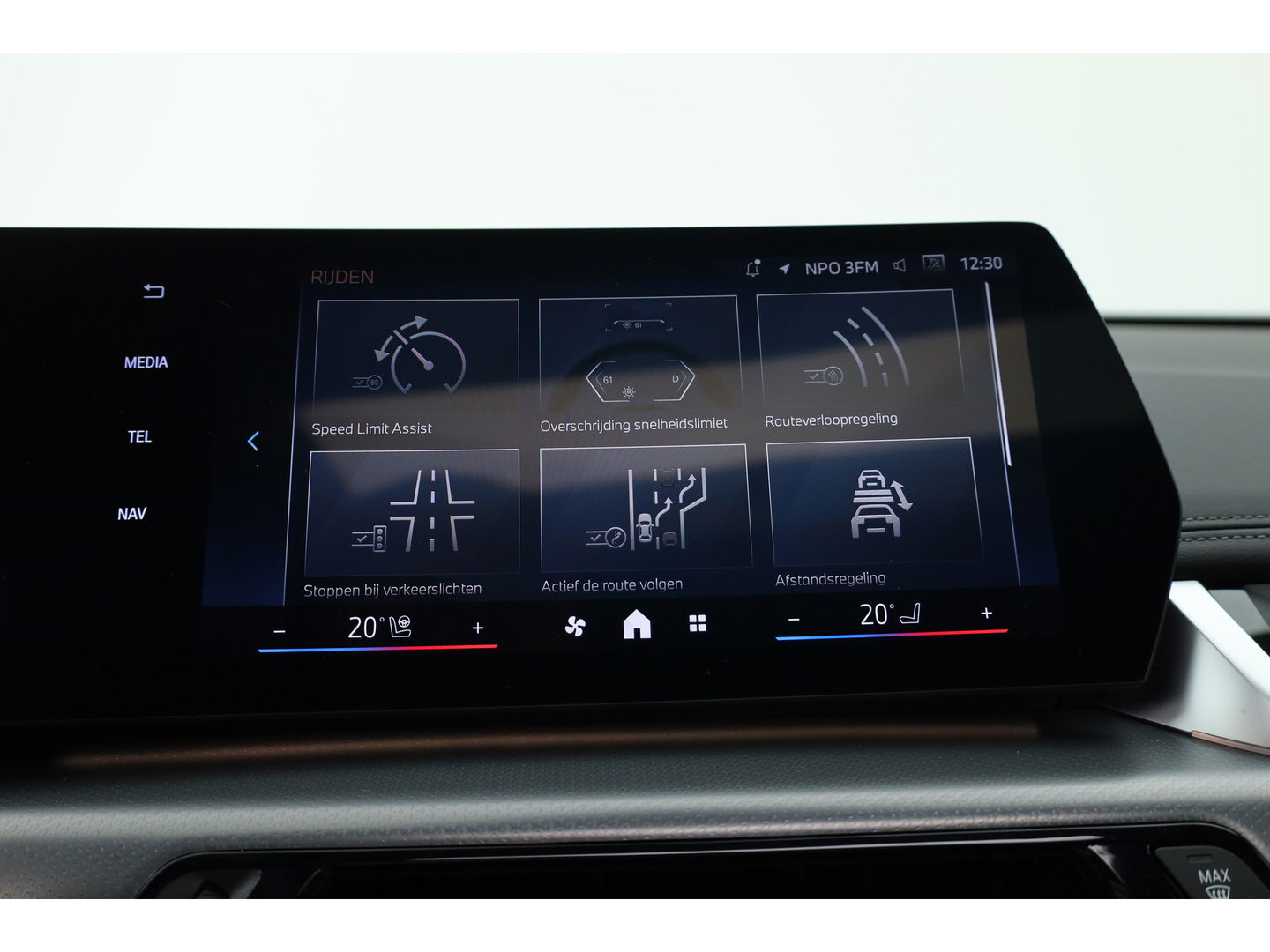 BMW X1 xDrive30e M Sport | Pano | HUD | 360cam | H&K | Elek. Stoelen | Adapt. Cruise | 20''