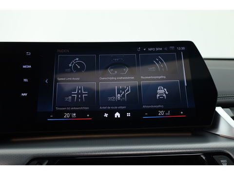 BMW X1 xDrive30e M Sport | Pano | HUD | 360cam | H&K | Elek. Stoelen | Adapt. Cruise | 20''