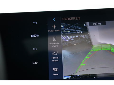 BMW X1 xDrive30e M Sport | Pano | HUD | 360cam | H&K | Elek. Stoelen | Adapt. Cruise | 20''