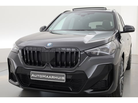 BMW X1 xDrive30e M Sport | Pano | HUD | 360cam | H&K | Elek. Stoelen | Adapt. Cruise | 20''
