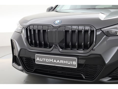 BMW X1 xDrive30e M Sport | Pano | HUD | 360cam | H&K | Elek. Stoelen | Adapt. Cruise | 20''