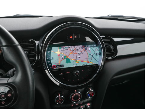 MINI Mini 1.5 Cooper Business Edition (INCL-BTW) *LEATHER-FABRIC | FULL-LED | DIGI-COCKPIT | SPORT-SEATS | AMBIENT-LIGHT | NAVI-FULLMAP | DAB+ | AIRCO | CRUISE | PDC | 16''ALU*