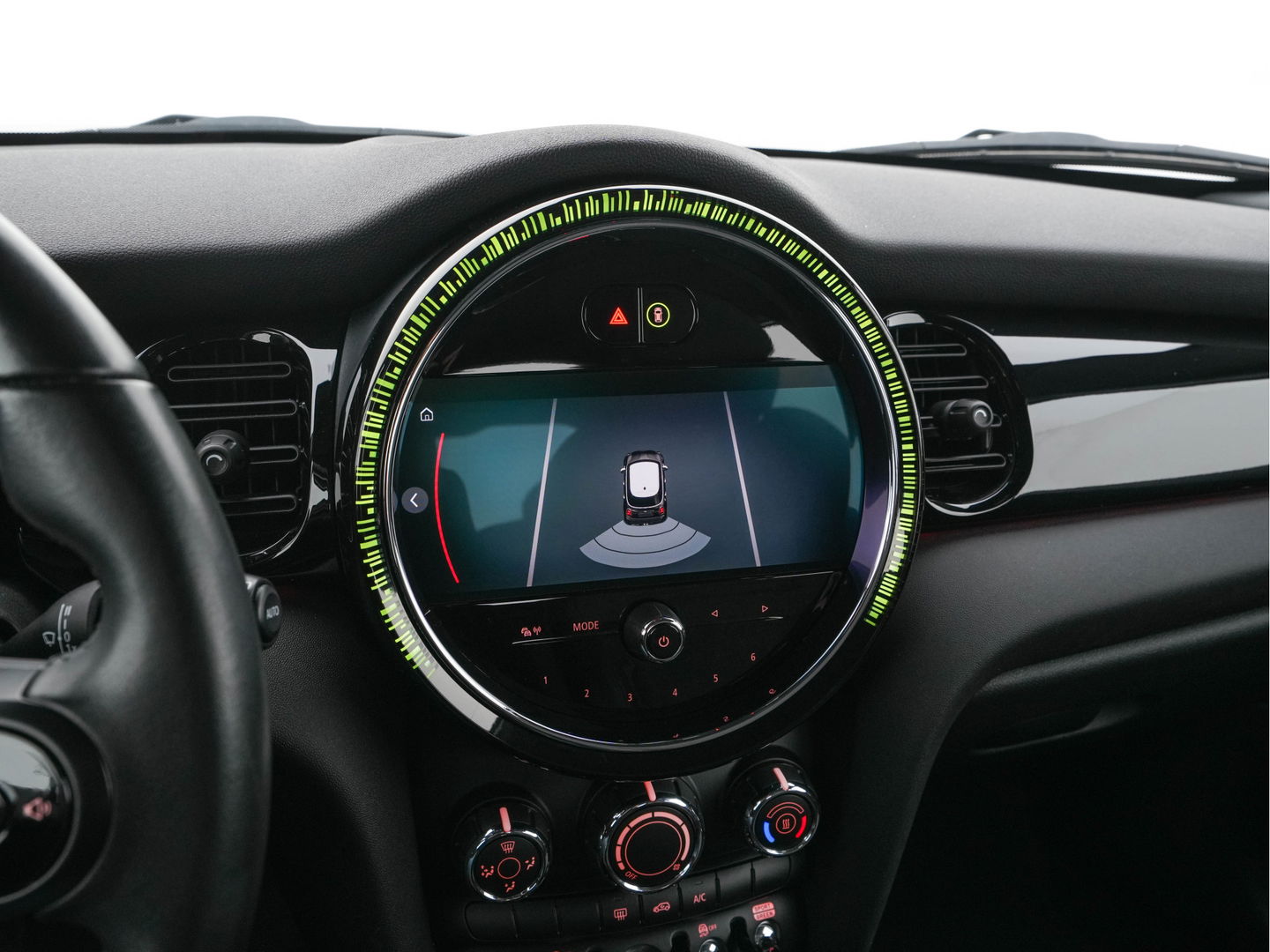 MINI Mini 1.5 Cooper Business Edition (INCL-BTW) *LEATHER-FABRIC | FULL-LED | DIGI-COCKPIT | SPORT-SEATS | AMBIENT-LIGHT | NAVI-FULLMAP | DAB+ | AIRCO | CRUISE | PDC | 16''ALU*