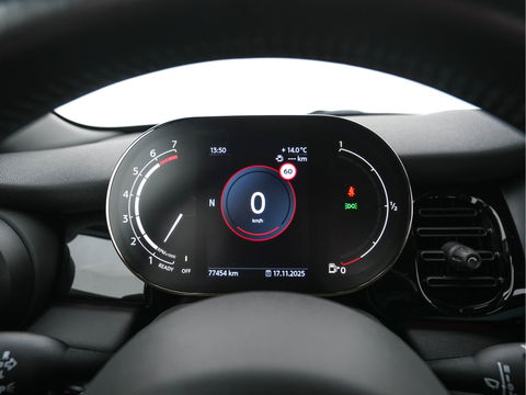 MINI Mini 1.5 Cooper Business Edition (INCL-BTW) *LEATHER-FABRIC | FULL-LED | DIGI-COCKPIT | SPORT-SEATS | AMBIENT-LIGHT | NAVI-FULLMAP | DAB+ | AIRCO | CRUISE | PDC | 16''ALU*