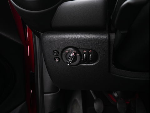 MINI Mini 1.5 Cooper Business Edition (INCL-BTW) *LEATHER-FABRIC | FULL-LED | DIGI-COCKPIT | SPORT-SEATS | AMBIENT-LIGHT | NAVI-FULLMAP | DAB+ | AIRCO | CRUISE | PDC | 16''ALU*