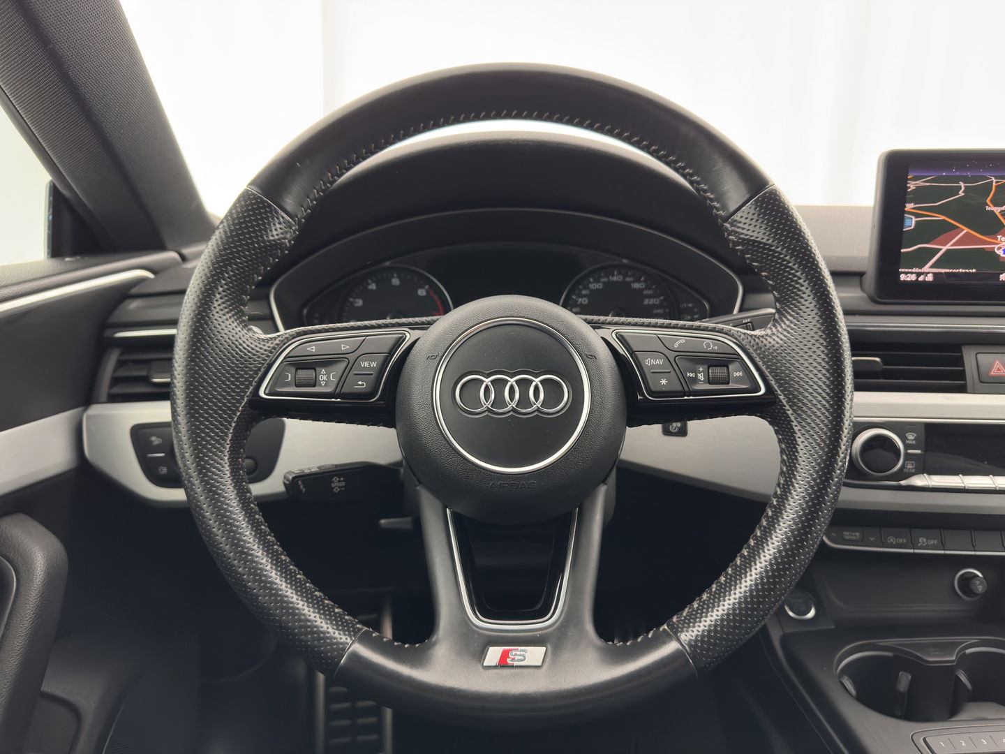 Audi A5 Sportback 1.4 TFSI Sport S-Line Aut. *FULL-LED | LEATHER-FABRIC | SPORT-SEATS | NAVI-FULLMAP | SHIFT-PADDLES | PRIVACY-GLASS | ECC | PDC | CRUISE | 18''ALU*