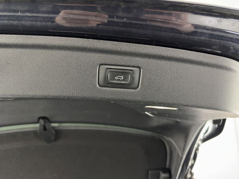 Audi A5 Sportback 1.4 TFSI Sport S-Line Aut. *FULL-LED | LEATHER-FABRIC | SPORT-SEATS | NAVI-FULLMAP | SHIFT-PADDLES | PRIVACY-GLASS | ECC | PDC | CRUISE | 18''ALU*