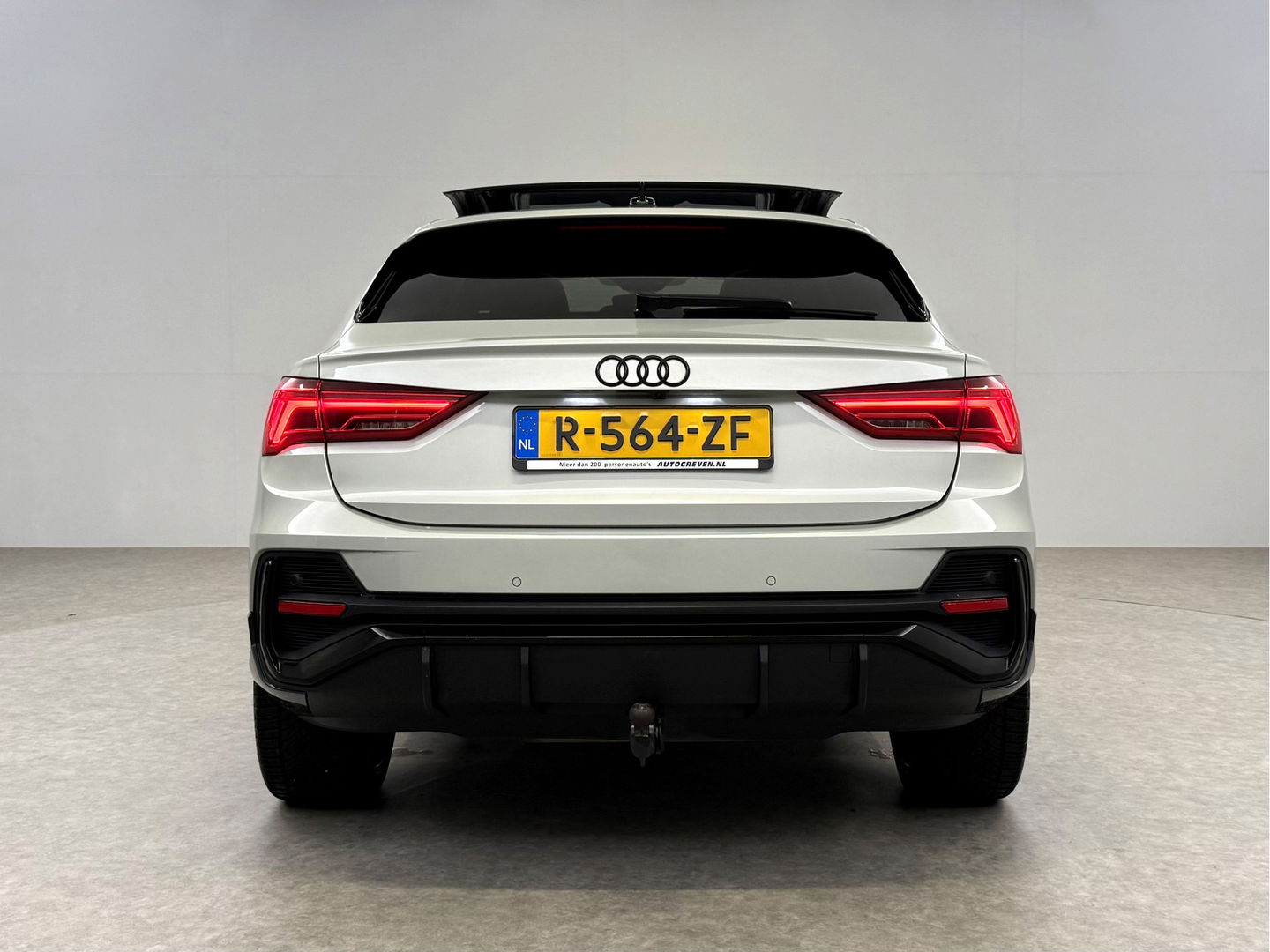 Audi Q3 Sportback 45 TFSI e S-Line | SOH 88% | Pano | Sfeer | Sonos | Virtual | Trekh. | Camera | Adap. Cruise | Stoelverw. | NAP