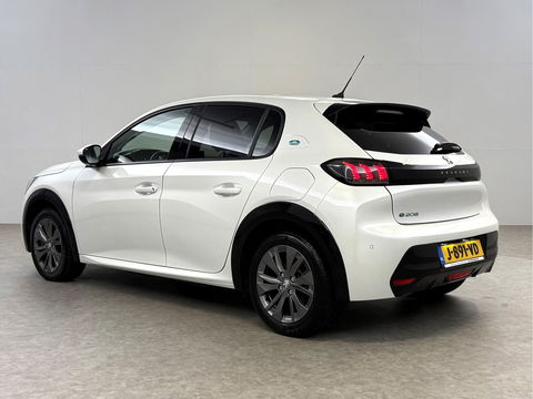 Peugeot 208 EV Allure 50 kWh | SOH 92% | Snelladen | Pano | 360° | Virtual | Carplay | Navi | Parkeersens. | NAP