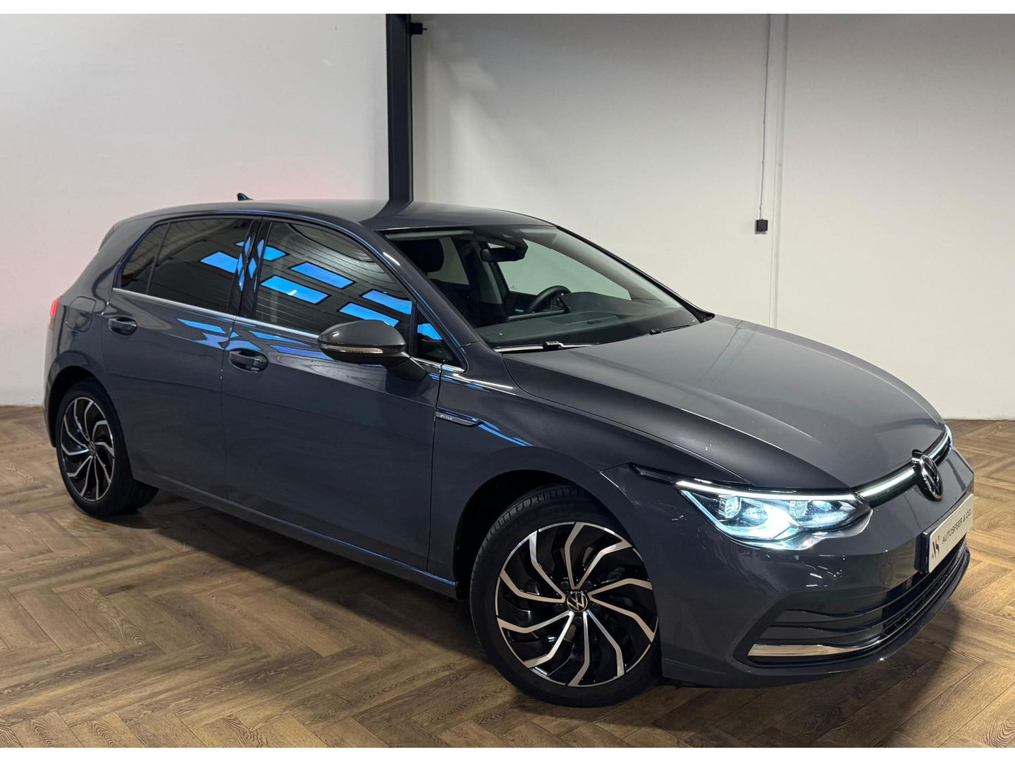 Volkswagen Golf 1.5 eTSI Life Business KEYLESS CAM