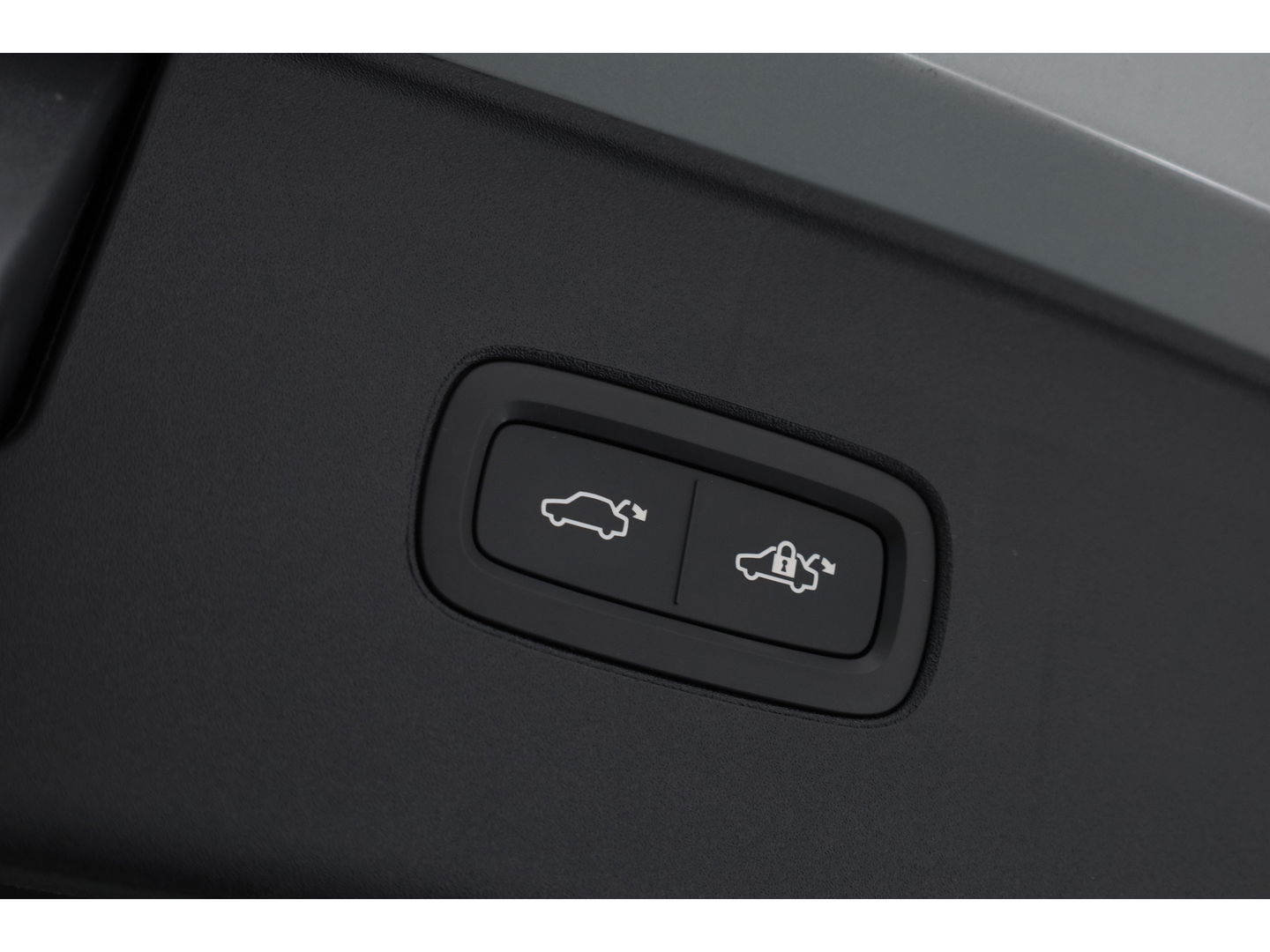 Volvo EX90 Twin Motor Plus 7p. 111 kWh | Luchtvering | B&W Audio | Pano | Climate | HUD | 22 inch |