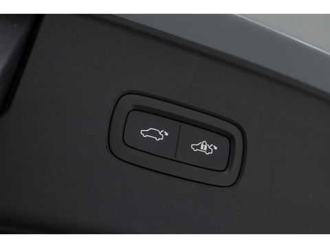 Volvo EX90 Twin Motor Plus 7p. 111 kWh | Luchtvering | B&W Audio | Pano | Climate | HUD | 22 inch |