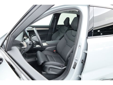 Volvo EX90 Twin Motor Plus 7p. 111 kWh | Luchtvering | B&W Audio | Pano | Climate | HUD | 22 inch |