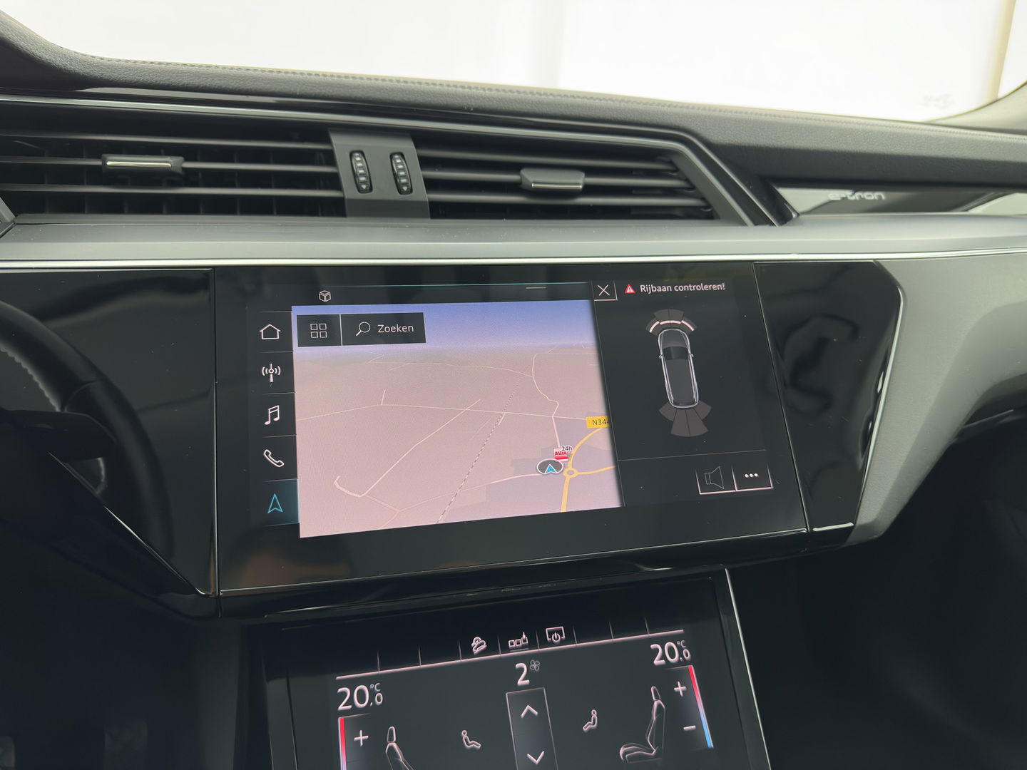 Audi e-tron 50 quattro Launch edition 71 kWh *DRIVE MOTOR AUDIBLE* [ 3-Fase ] {SOH-100%} Aut. *FULL-LED | DIGI-COCKPIT | NAVI-FULLMAP | HEATED-COMFORTSEATS | KEYLESS | AUDI-SOUND | KEYLESS | SHIFT-PADDLES | ECC | PDC | CRUISE | 20''ALU*