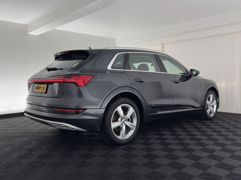 Audi e-tron 50 quattro Launch edition 71 kWh *DRIVE MOTOR AUDIBLE* [ 3-Fase ] {SOH-100%} Aut. *FULL-LED | DIGI-COCKPIT | NAVI-FULLMAP | HEATED-COMFORTSEATS | KEYLESS | AUDI-SOUND | KEYLESS | SHIFT-PADDLES | ECC | PDC | CRUISE | 20''ALU*