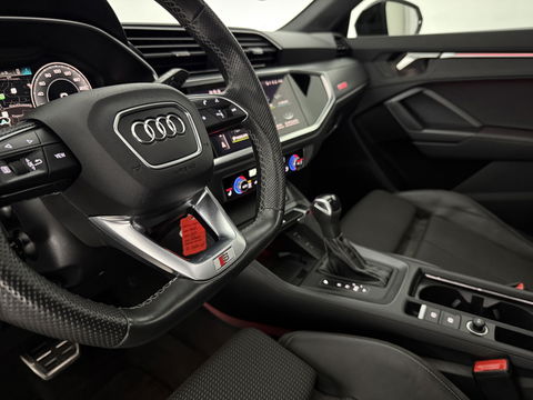 Audi Q3 Sportback 45 TFSI e S-Line | SOH 88% | Pano | Sfeer | Sonos | Virtual | Trekh. | Camera | Adap. Cruise | Stoelverw. | NAP