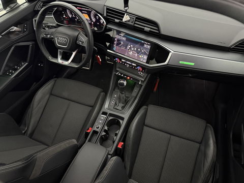 Audi Q3 Sportback 45 TFSI e S-Line | SOH 88% | Pano | Sfeer | Sonos | Virtual | Trekh. | Camera | Adap. Cruise | Stoelverw. | NAP