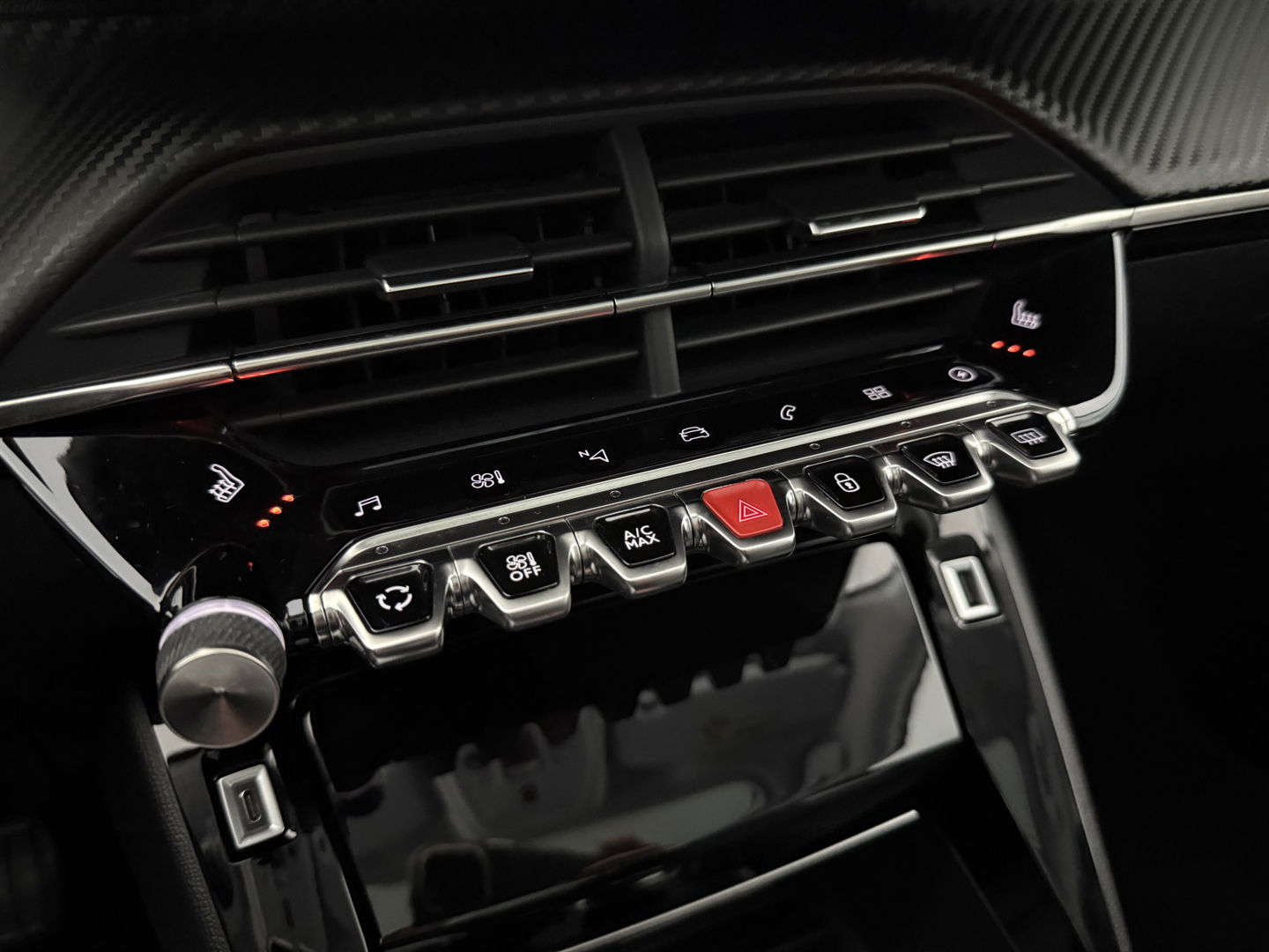 Peugeot 208 EV Allure 50 kWh | SOH 92% | Snelladen | Pano | 360° | Virtual | Carplay | Navi | Parkeersens. | NAP