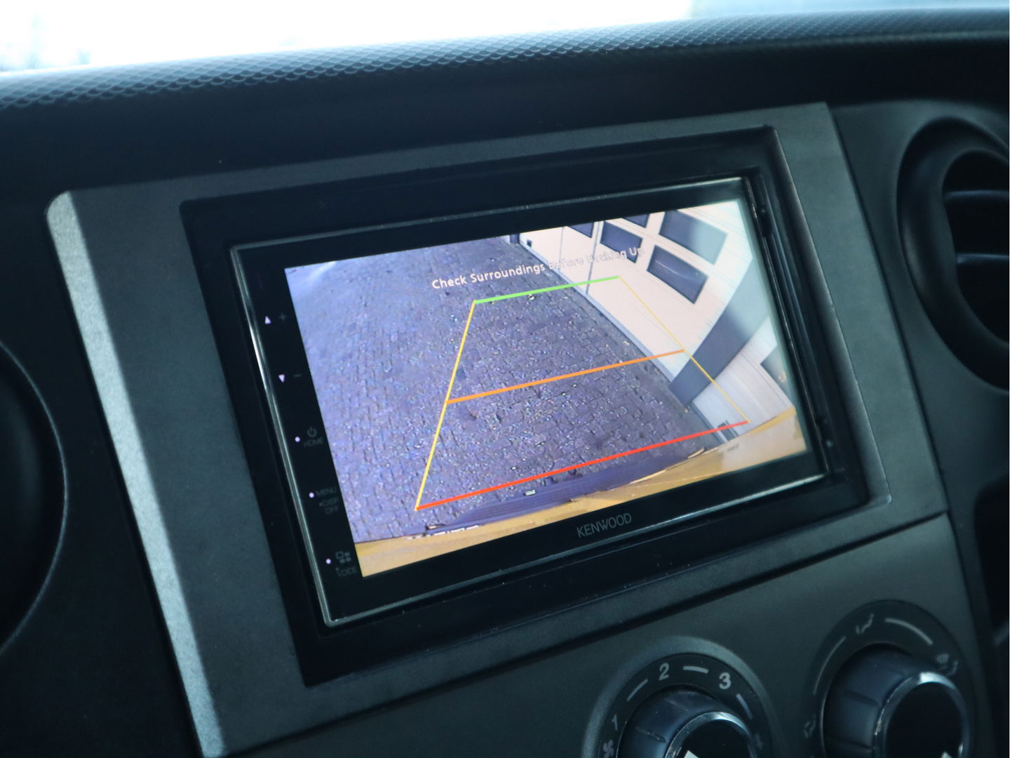 Iveco Daily 29L 15V 146pk Euro 5 L2H1 - Trekhaak - Camera - Cruise