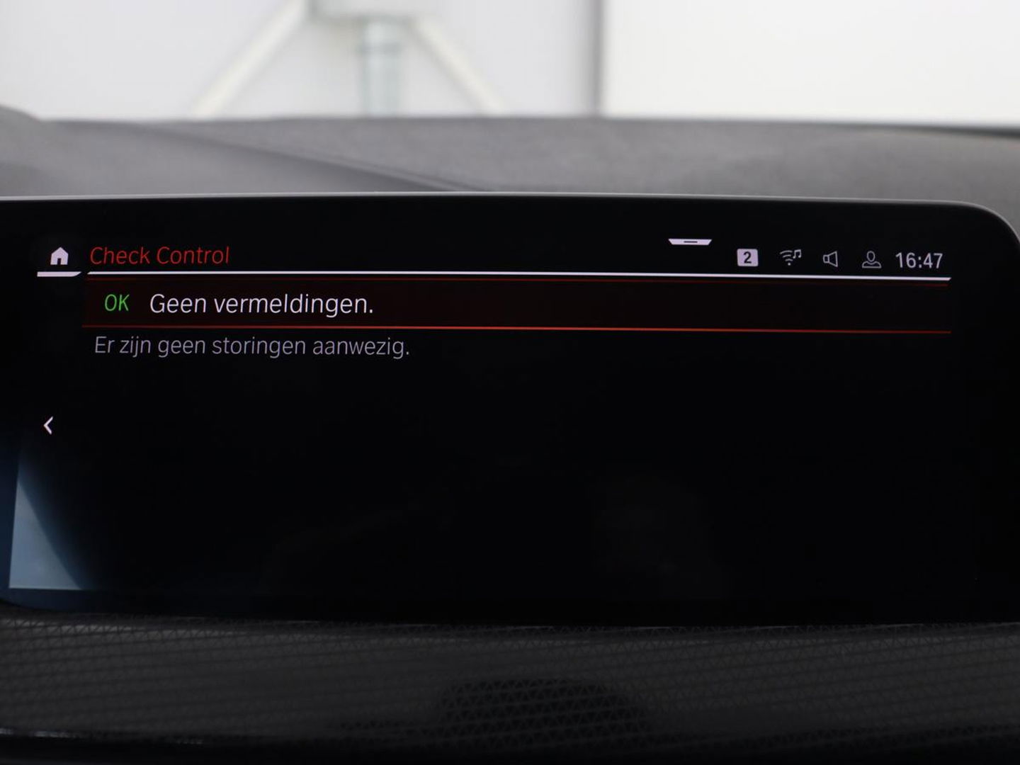 BMW 1-serie 118i Executive | Sport Line | Carplay | Sportstoelen | Full LED | Live Cockpit | Navigatie | Climate control | Parkeerhulp | Cruise control