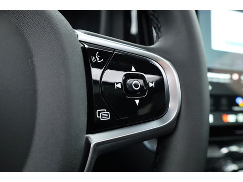 Volvo XC60 T6 Plug-in hybrid Ultra Black Edition | Facelift | Pano | HUD | 360cam | Harman Kardon | Memory seats | Pilot Assist |