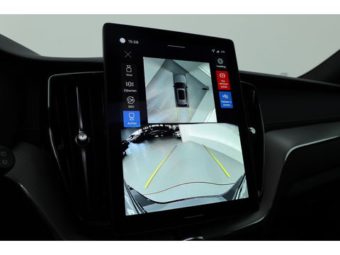 Volvo XC60 T6 Plug-in hybrid Ultra Black Edition | Facelift | Pano | HUD | 360cam | Harman Kardon | Memory seats | Pilot Assist |