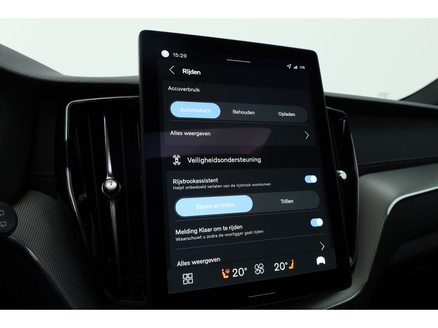 Volvo XC60 T6 Plug-in hybrid Ultra Black Edition | Facelift | Pano | HUD | 360cam | Harman Kardon | Memory seats | Pilot Assist |