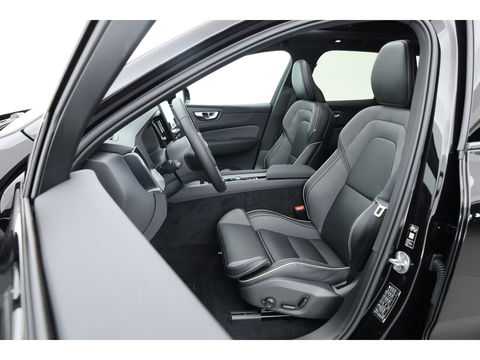 Volvo XC60 T6 Plug-in hybrid Ultra Black Edition | Facelift | Pano | HUD | 360cam | Harman Kardon | Memory seats | Pilot Assist |