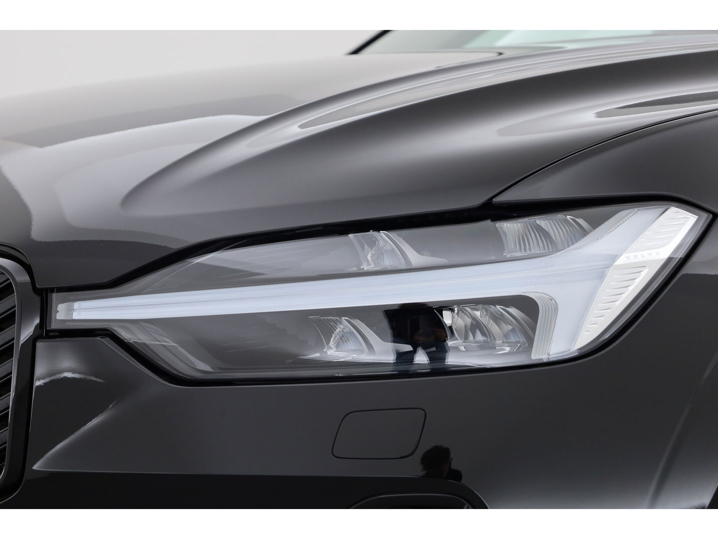 Volvo XC60 T6 Plug-in hybrid Ultra Black Edition | Facelift | Pano | HUD | 360cam | Harman Kardon | Memory seats | Pilot Assist |