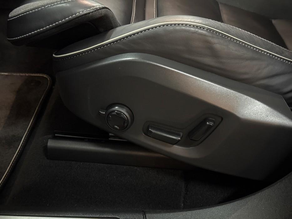 Volvo XC60 2.0 Recharge T6 AWD R-Design Pano H/K HUD Trekh.