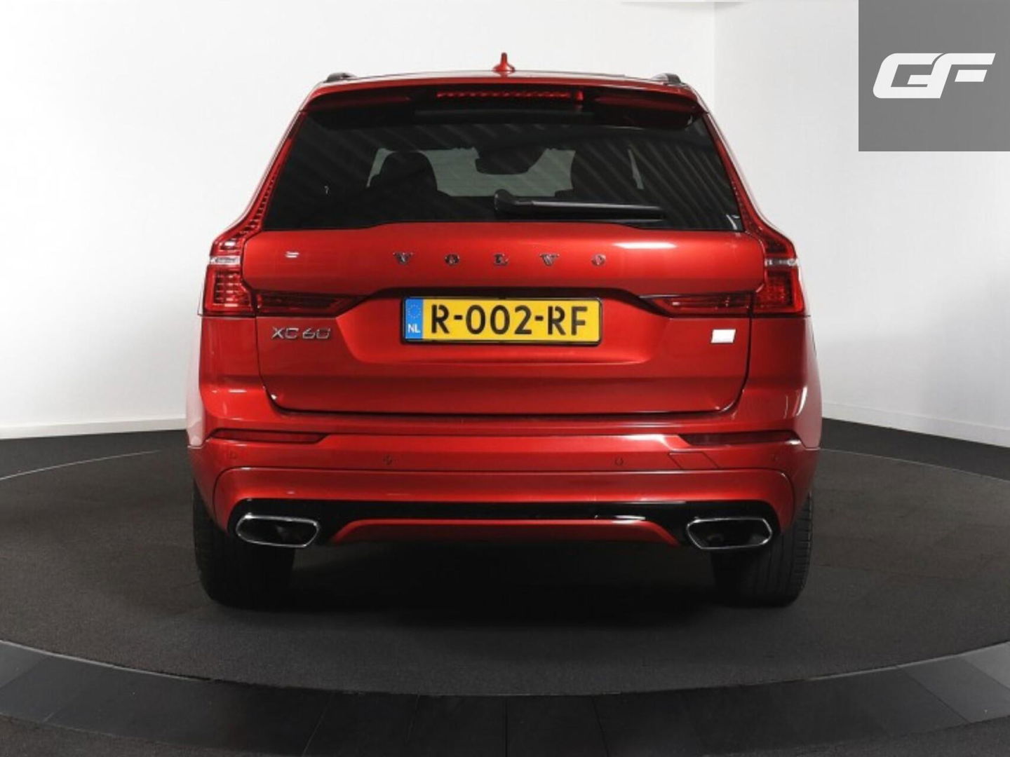 Volvo XC60 2.0 Recharge T6 AWD R-Design Pano H/K HUD Trekh.