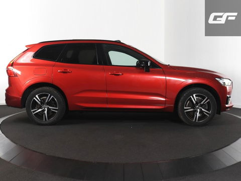 Volvo XC60 2.0 Recharge T6 AWD R-Design Pano H/K HUD Trekh.