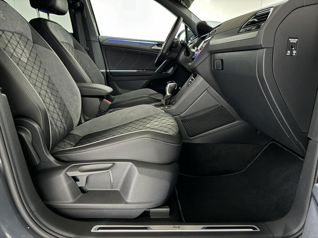 Volkswagen Tiguan 1.4 TSI eHybrid Black Style R-Line Pano Sfeer Trekh.