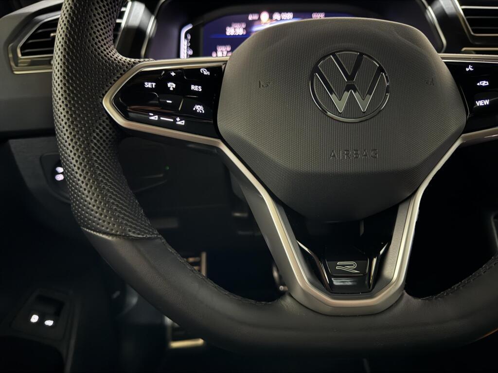 Volkswagen Tiguan 1.4 TSI eHybrid Black Style R-Line Pano Sfeer Trekh.