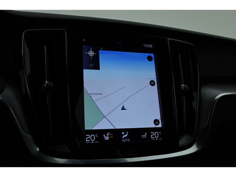 Volvo V60 2.0 T6 Recharge AWD R-Design Expression | Stoel- Stoelverwarming | Trekhaak | Apple Carplay |