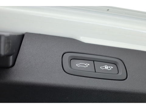 Volvo V60 2.0 T6 Recharge AWD R-Design Expression | Stoel- Stoelverwarming | Trekhaak | Apple Carplay |