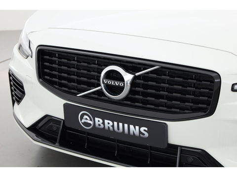 Volvo V60 2.0 T6 Recharge AWD R-Design Expression | Stoel- Stoelverwarming | Trekhaak | Apple Carplay |
