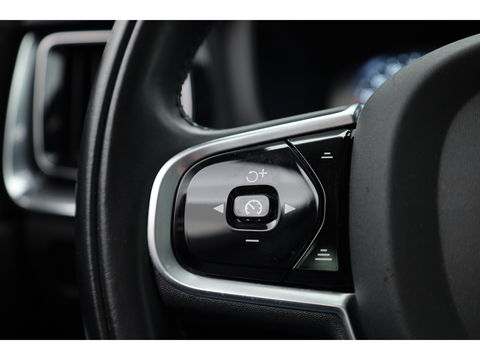 Volvo V60 2.0 T6 Recharge AWD R-Design Expression | Stoel- Stoelverwarming | Trekhaak | Apple Carplay |