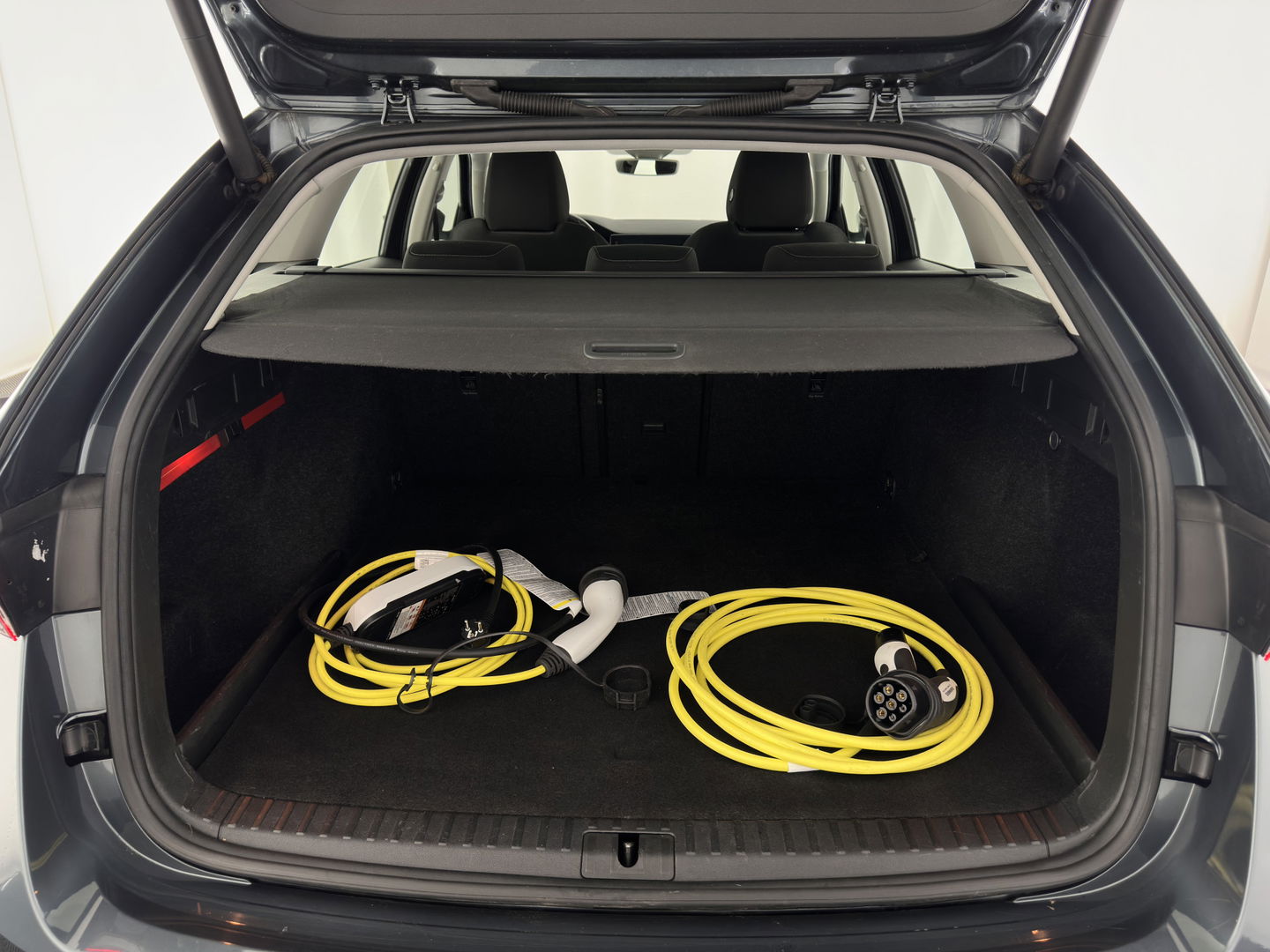 Škoda Octavia Combi 1.4 TSI iV PHEV Business Edition (INCL.BTW) *FULL-LED | DIGI-COCKPIT | NAVI-FULLMAP | COMFORT-SEATS | KEYLESS | ECC | PDC | CRUISE | 18''ALU*