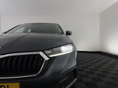 Škoda Octavia Combi 1.4 TSI iV PHEV Business Edition (INCL.BTW) *FULL-LED | DIGI-COCKPIT | NAVI-FULLMAP | COMFORT-SEATS | KEYLESS | ECC | PDC | CRUISE | 18''ALU*