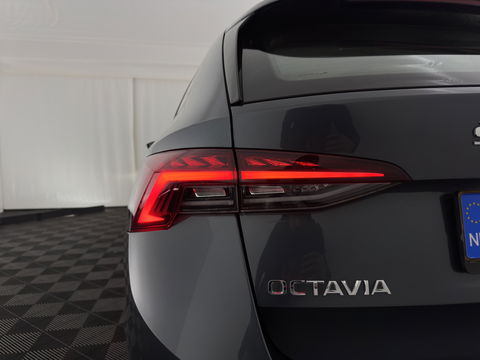 Škoda Octavia Combi 1.4 TSI iV PHEV Business Edition (INCL.BTW) *FULL-LED | DIGI-COCKPIT | NAVI-FULLMAP | COMFORT-SEATS | KEYLESS | ECC | PDC | CRUISE | 18''ALU*