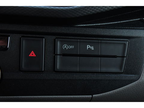 Volkswagen Transporter 2.0 TDI L2H1 Bulli Edition Adaptieve Cruise, Camera, Carplay, LED, Stoelverwarming, Trekhaak, Multimedia, 150pk, Automaat, Standkachel, Uniek!
