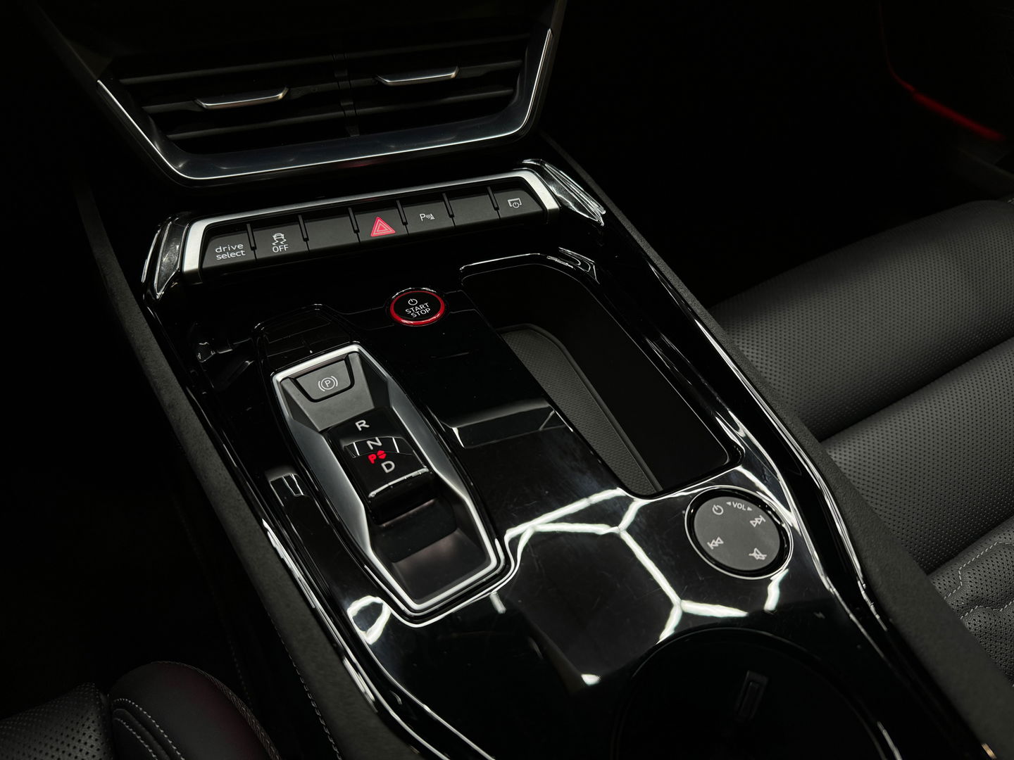 Audi e-tron GT RS 93 kWh Pano|HuD|B&O|Keyless|Luchtvering