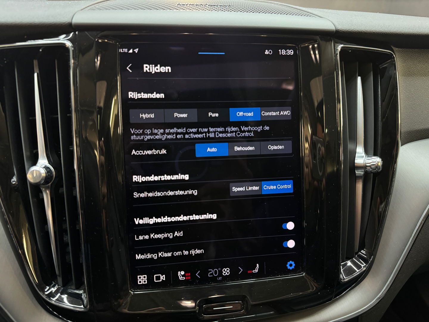 Volvo XC60 2.0 Recharge T6 AWD Inscription Pano|H/K|Keyless