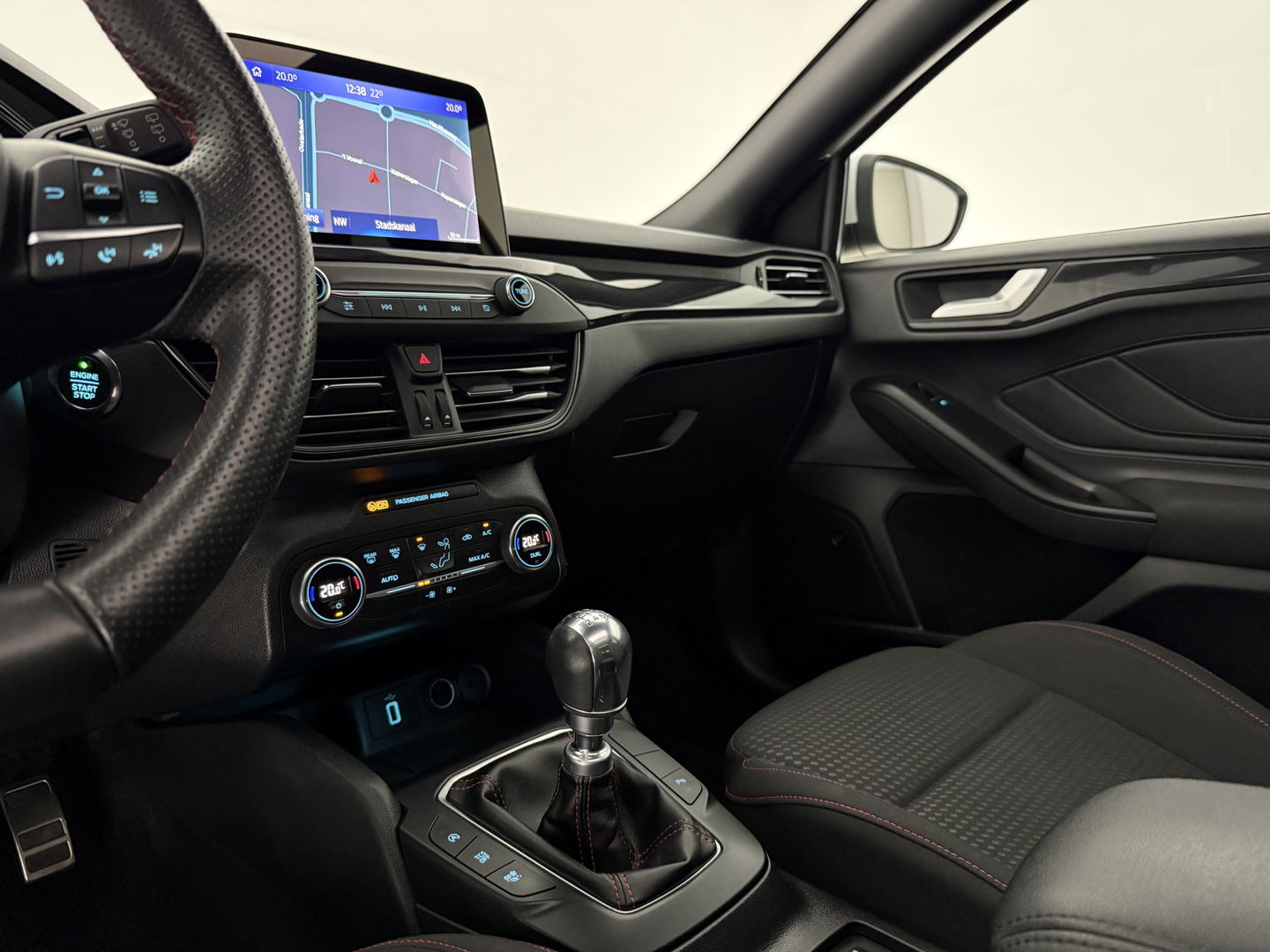 Ford Focus 1.0 ST Line | Pano | B&O | LED | Carplay | Cruise | Navi | Parkeersens. l NAP