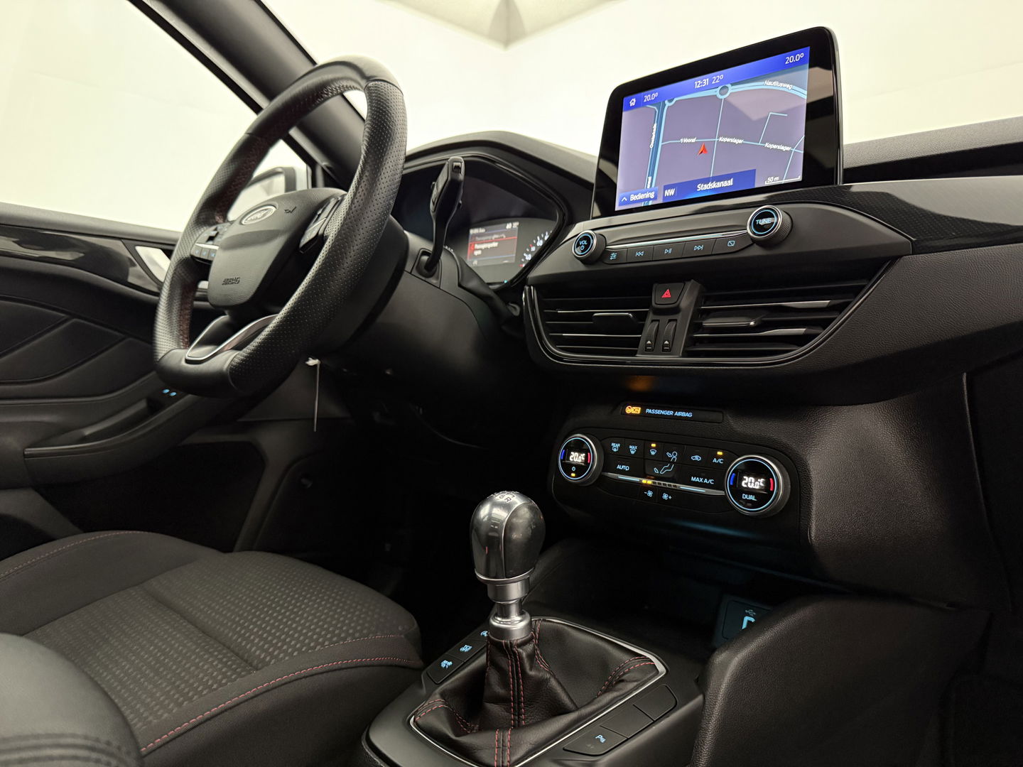Ford Focus 1.0 ST Line | Pano | B&O | LED | Carplay | Cruise | Navi | Parkeersens. l NAP